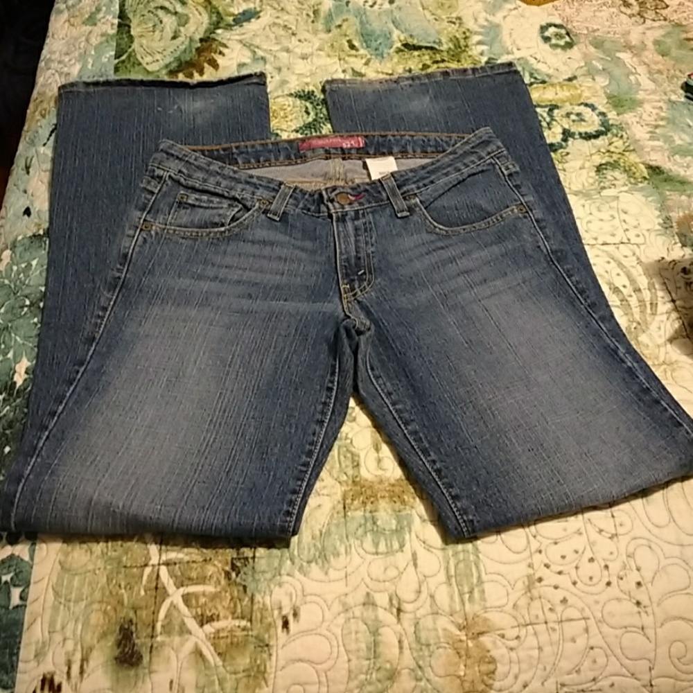 Levis 524 Too Superlow Flare Jeans